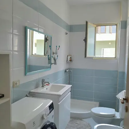 Comfortable With Sea View Апартаменты *